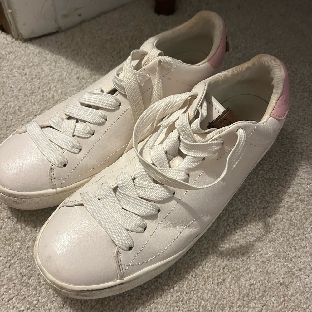 Coach woman’s sneaker